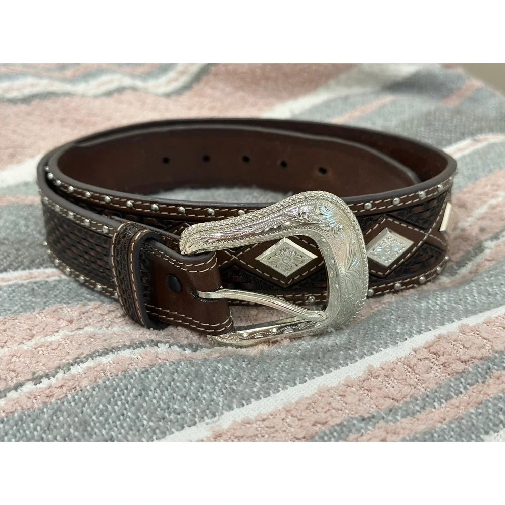 Cavendar's Genuine Leather Western Basketweave Belt Silver Concho Studded Sz 34